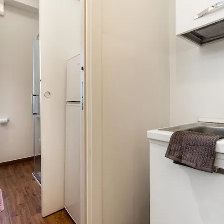 Centro - Perfect Couple's Escape Apartment Como